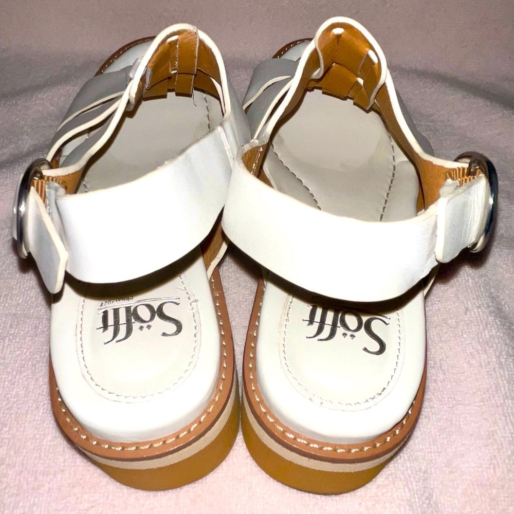 "SOFFT" LADIES PLATFORM SANDAL WITH BUCKLE IN WHITE, SUPER COMFORTABLE; SIZE 9M - Picture 4 of 5